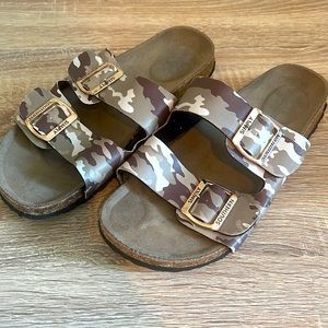 Simply Southern sandals